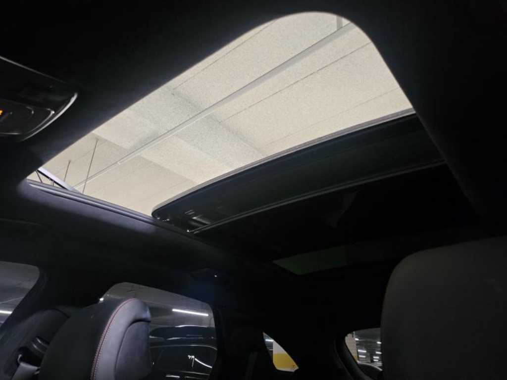 Genesis GV70 - Vista 11