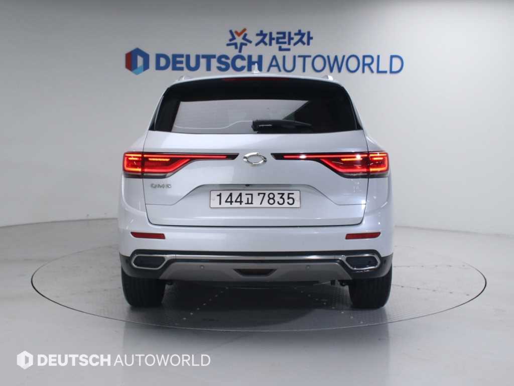 SAMSUNG QM6 - Vista 4