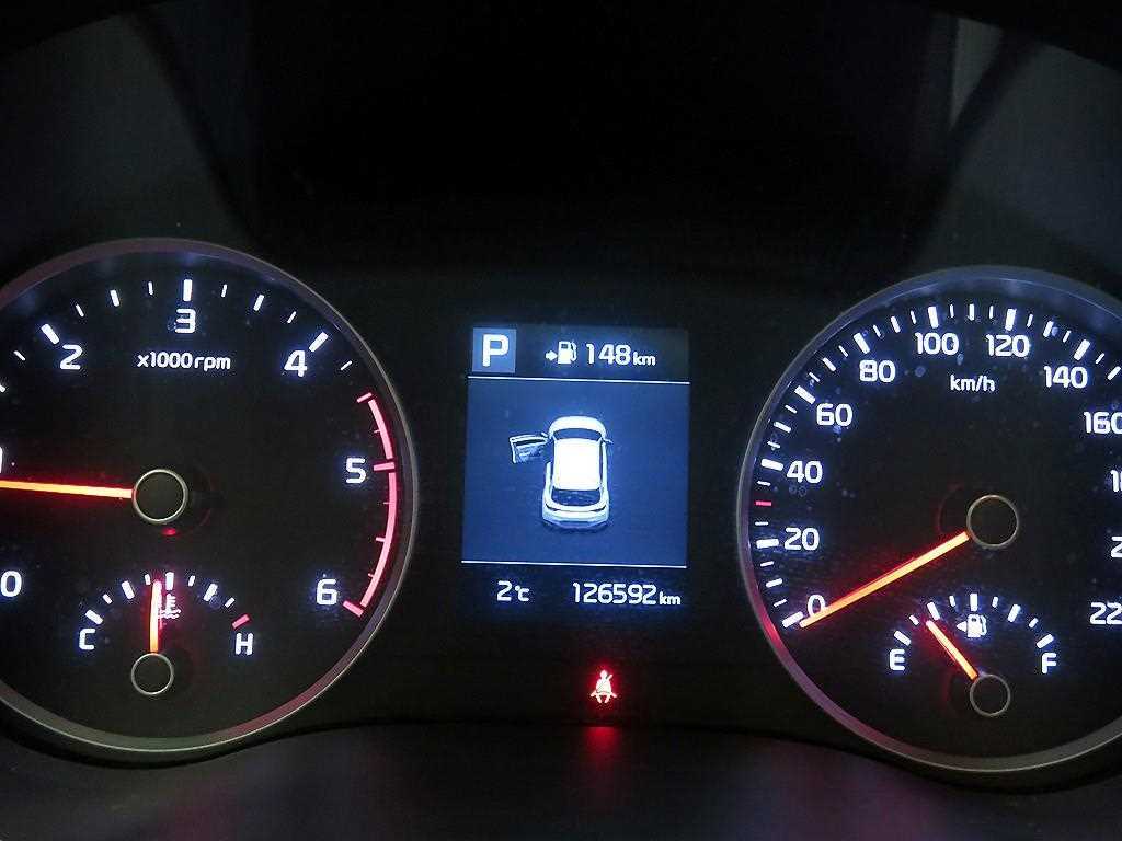 KIA Stonic - Vista 12