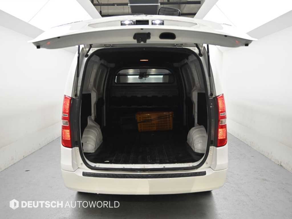 HYUNDAI Starex 2019 Blanco - Importación desde Corea - HF Imports Iquique - Foto 19