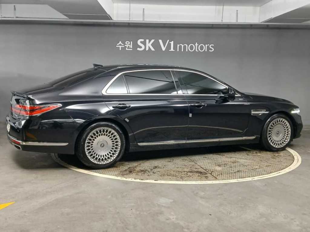 Genesis G90 - Vista 4