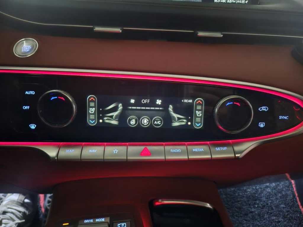 Genesis GV70 2023 Negro - Importación desde Corea - HF Imports Iquique - Foto 20