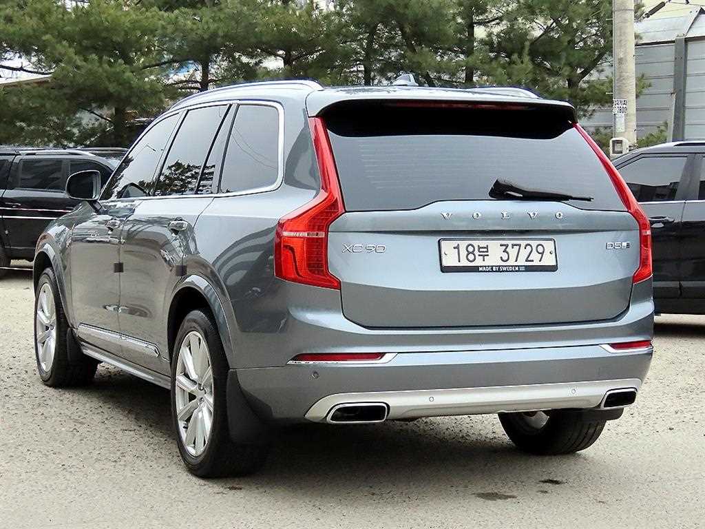 Volvo XC90 - Vista 3