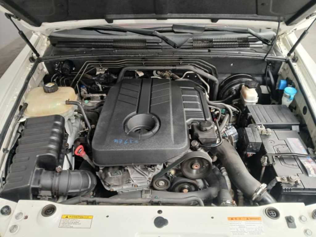 Ssangyong Rexton 2016 Blanco - Importación desde Corea - HF Imports Iquique - Foto 19