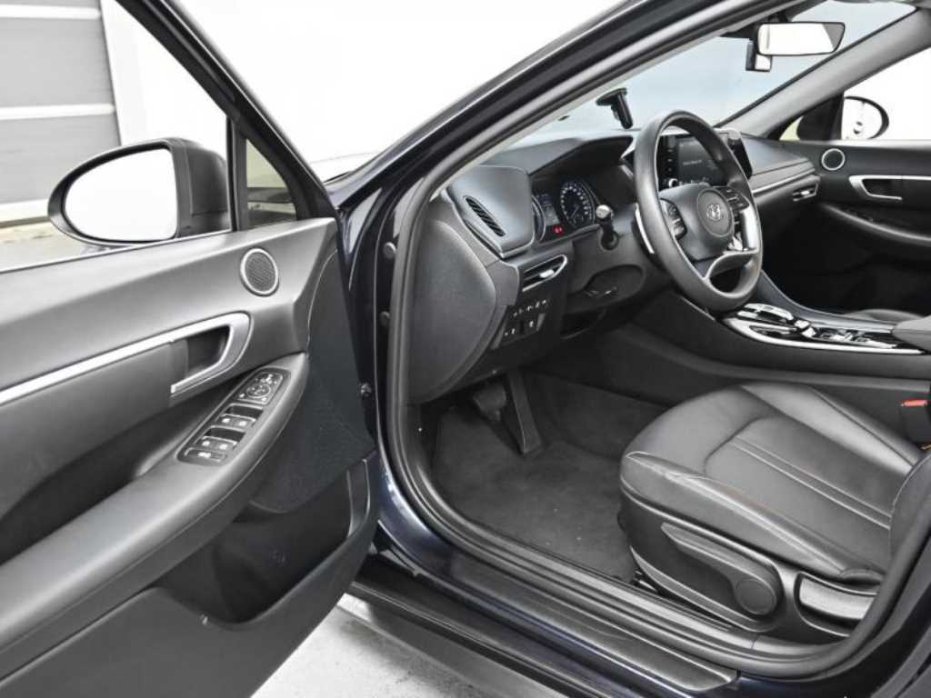 HYUNDAI Sonata - Vista 11