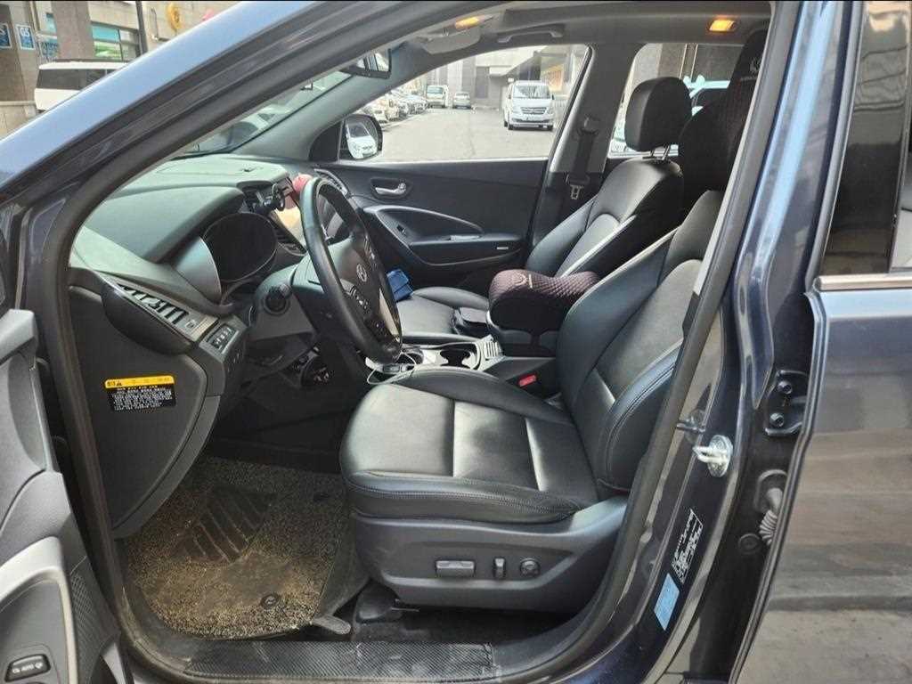 HYUNDAI Santa Fe - Vista 7