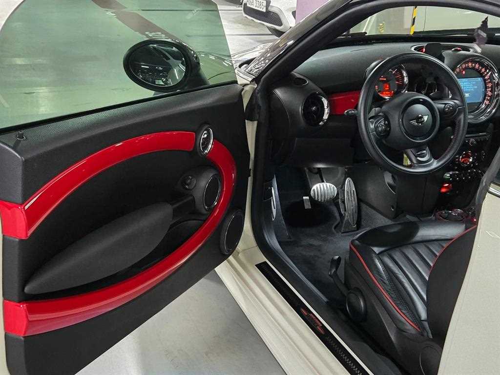 Mini Coupe - Vista 10