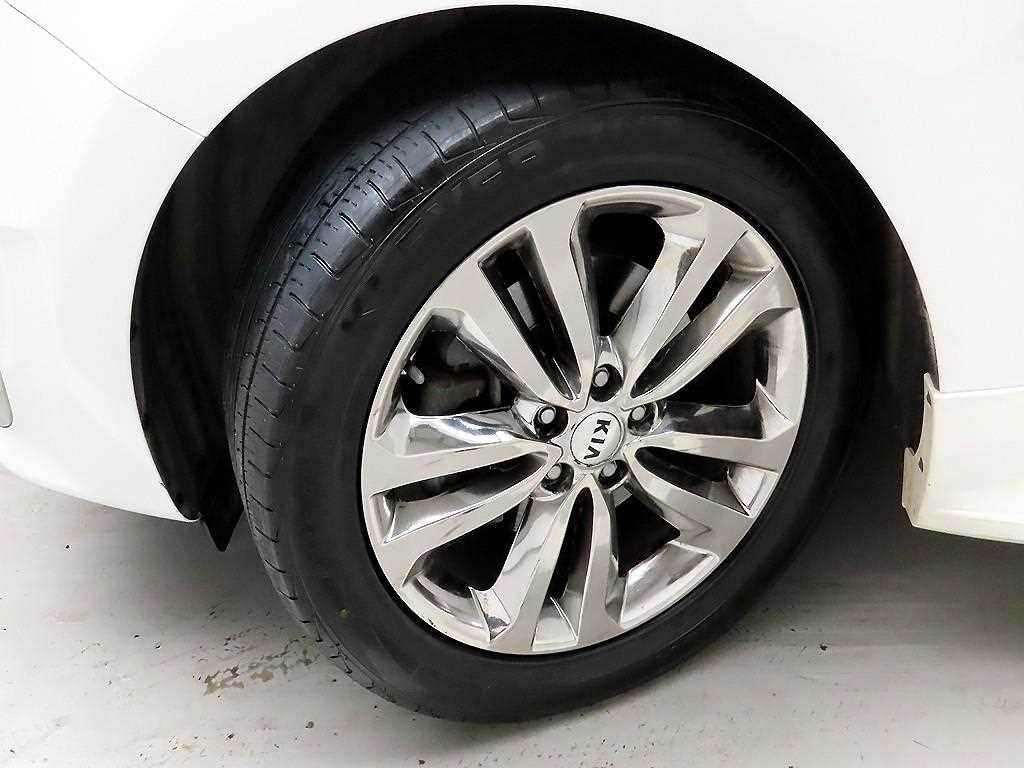 KIA Carnival 2016 Blanco - Importación desde Corea - HF Imports Iquique - Foto 19