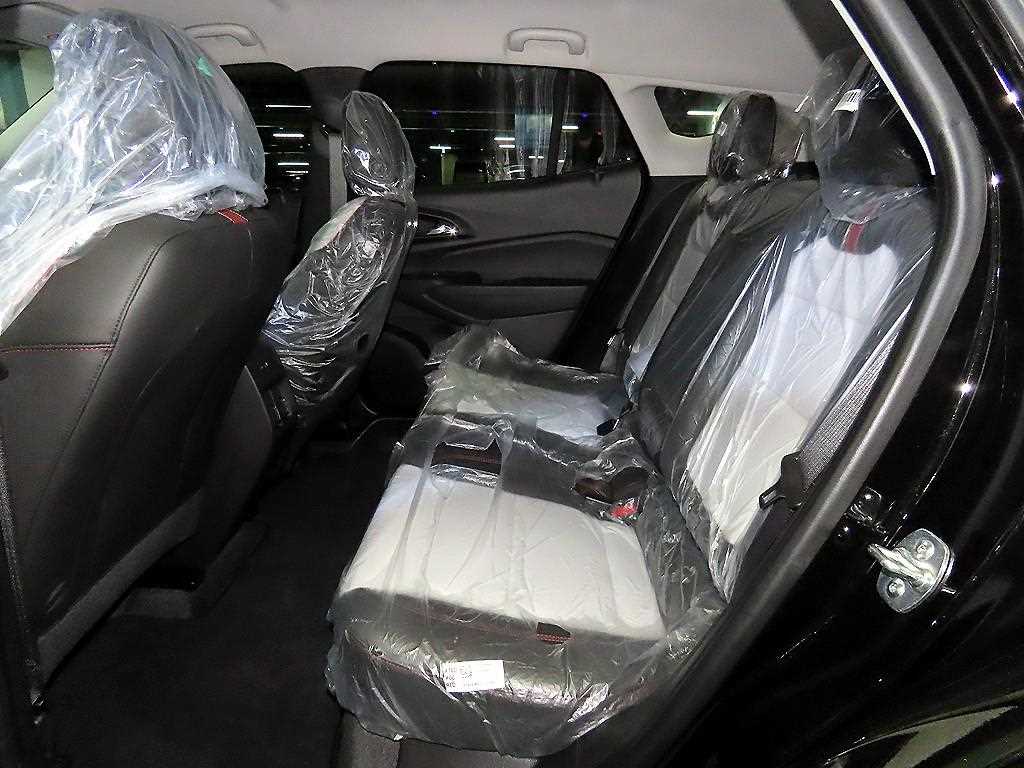 Chevrolet Trax - Vista 7