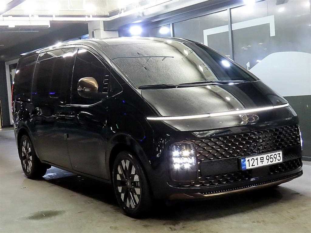 HYUNDAI Staria 2023 Negro - Importación desde Corea - HF Imports Iquique - Foto 1