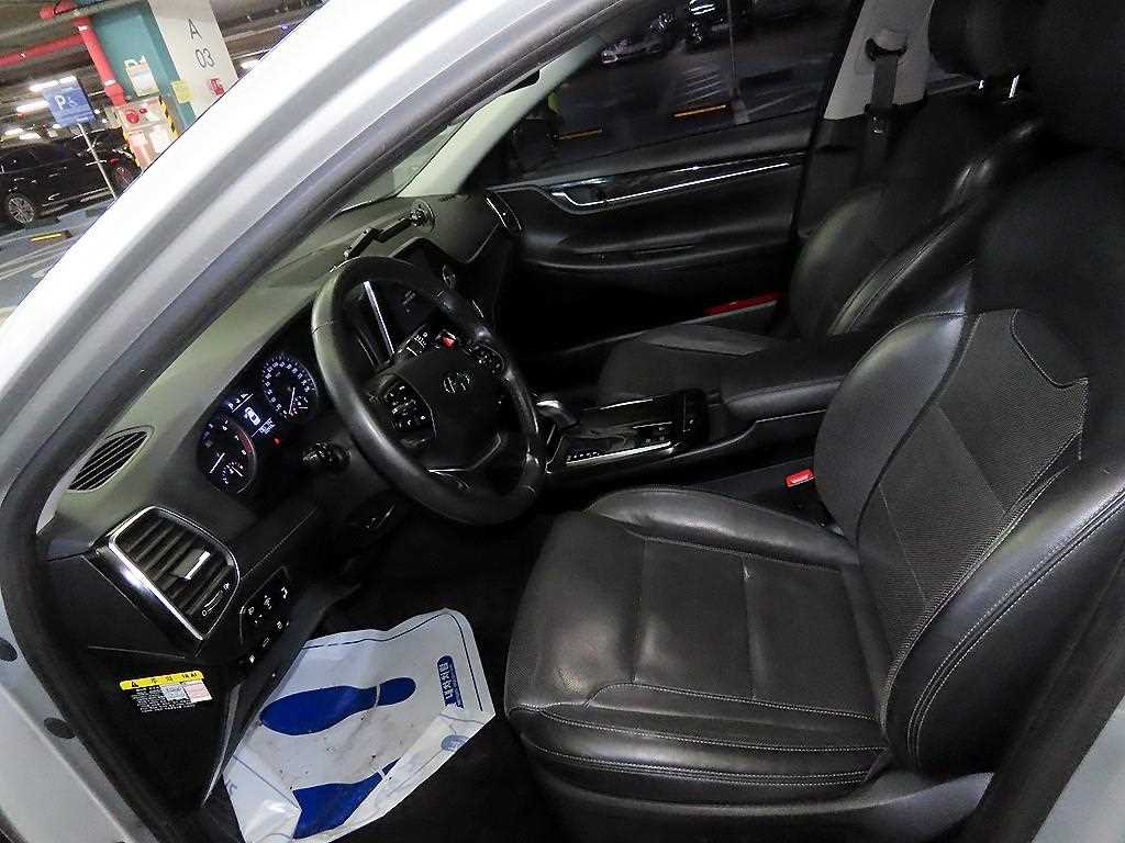 HYUNDAI Grandeur - Vista 6