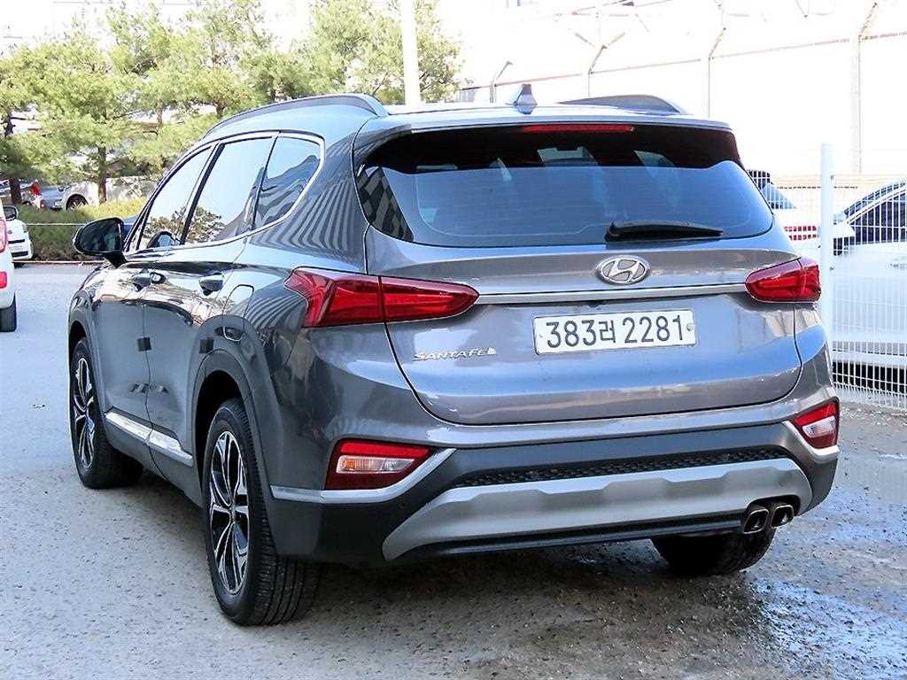 HYUNDAI Santa Fe - Vista 2