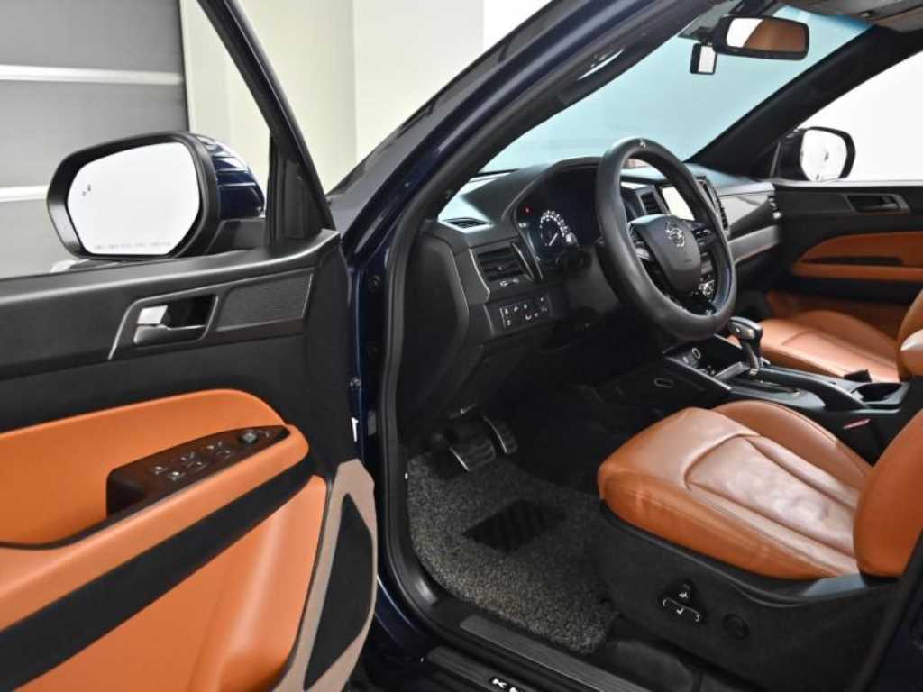 Ssangyong Rexton - Vista 11