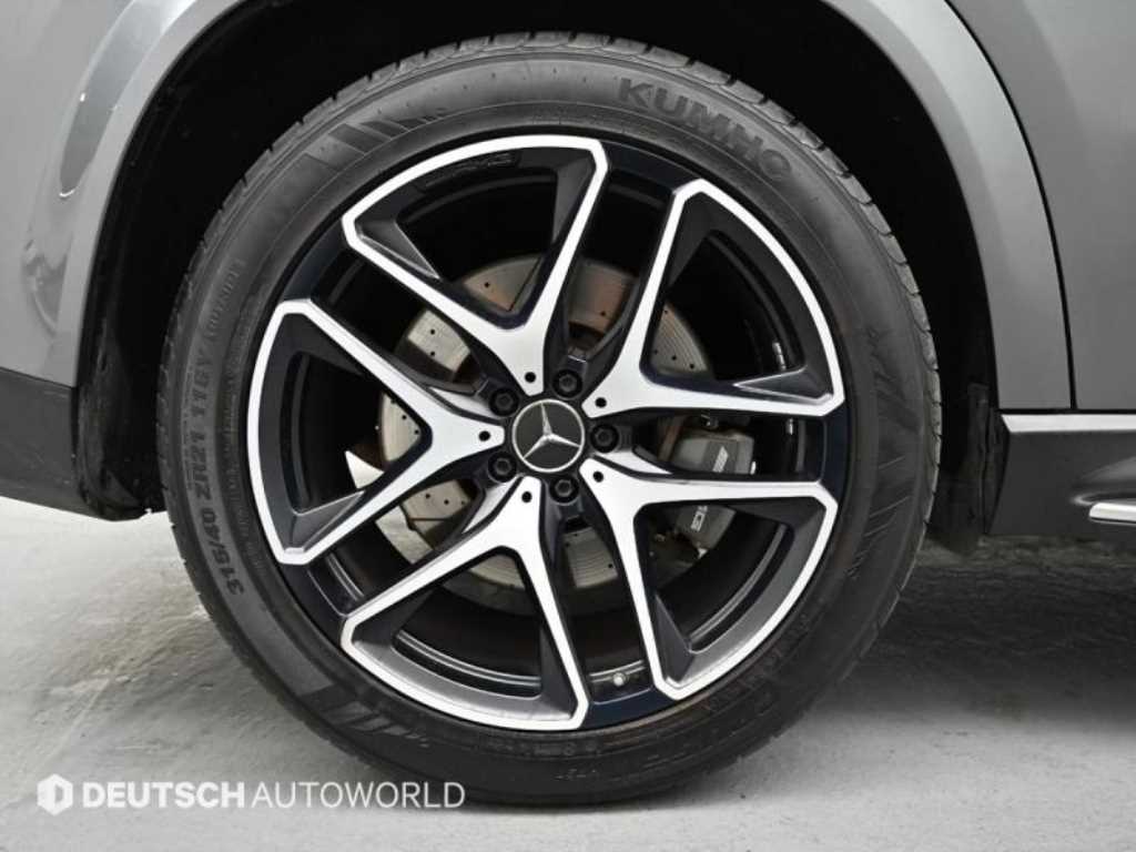 Mercedes Benz GLE Class - Vista 5