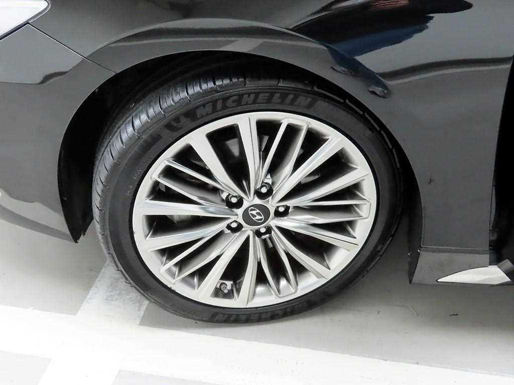 HYUNDAI Grandeur 2019 Negro - Importación desde Corea - HF Imports Iquique - Foto 19