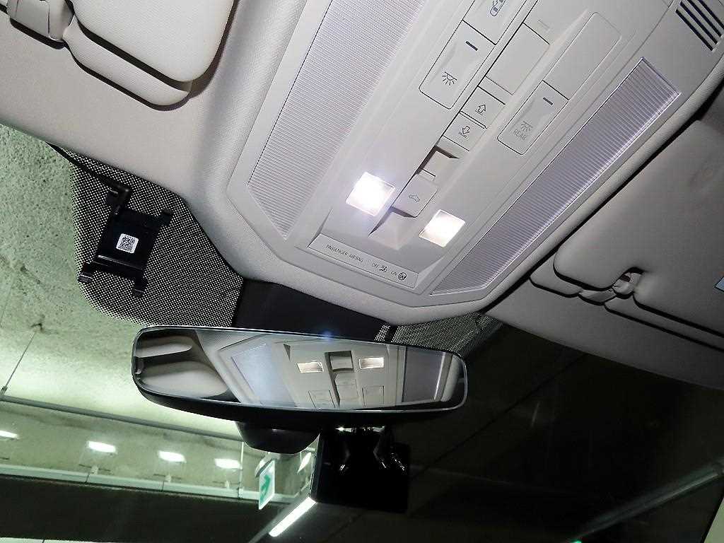 Volkswagen Touareg 2023 Negro - Importación desde Corea - HF Imports Iquique - Foto 13