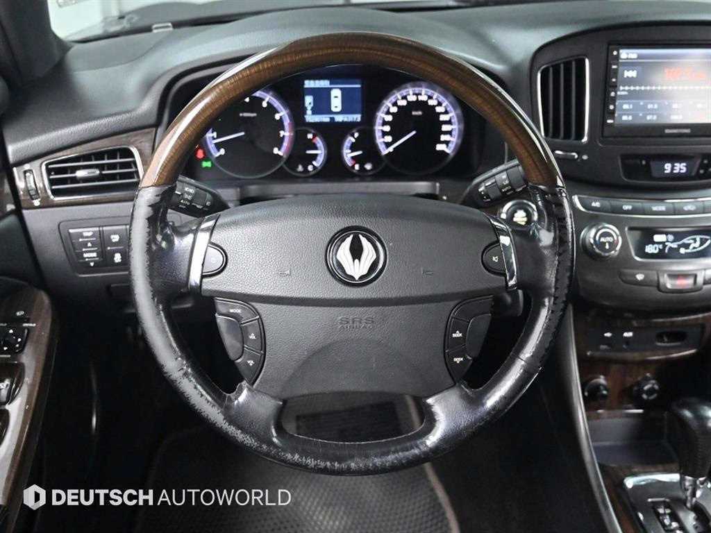 Ssangyong Chairman 2012 Negro - Importación desde Corea - HF Imports Iquique - Foto 13