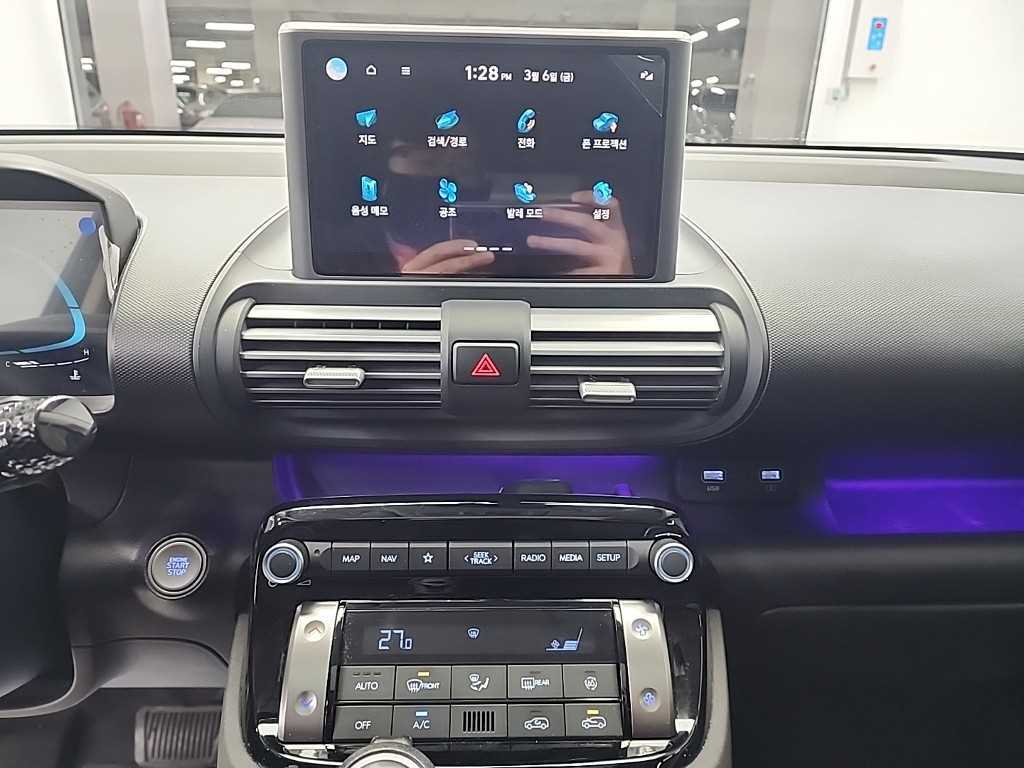 HYUNDAI Casper - Vista 10