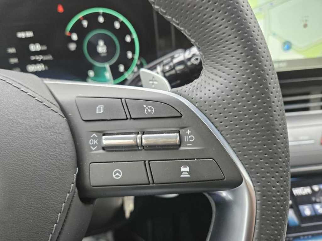 HYUNDAI Grandeur - Vista 7