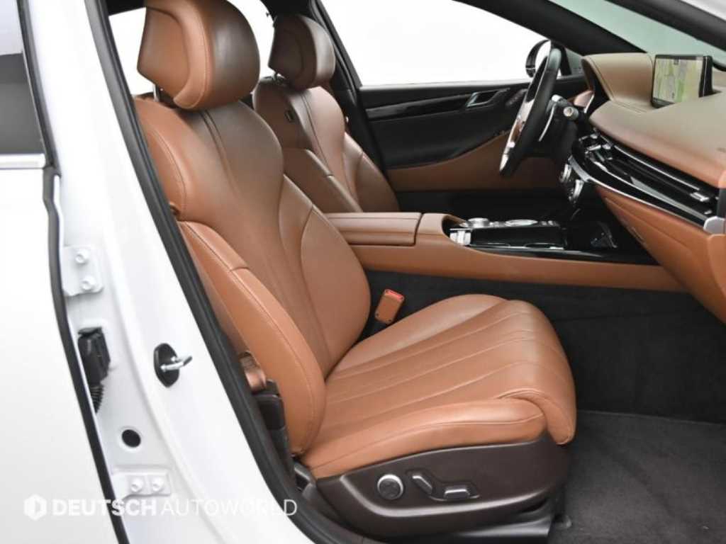 Genesis G80 - Vista 10