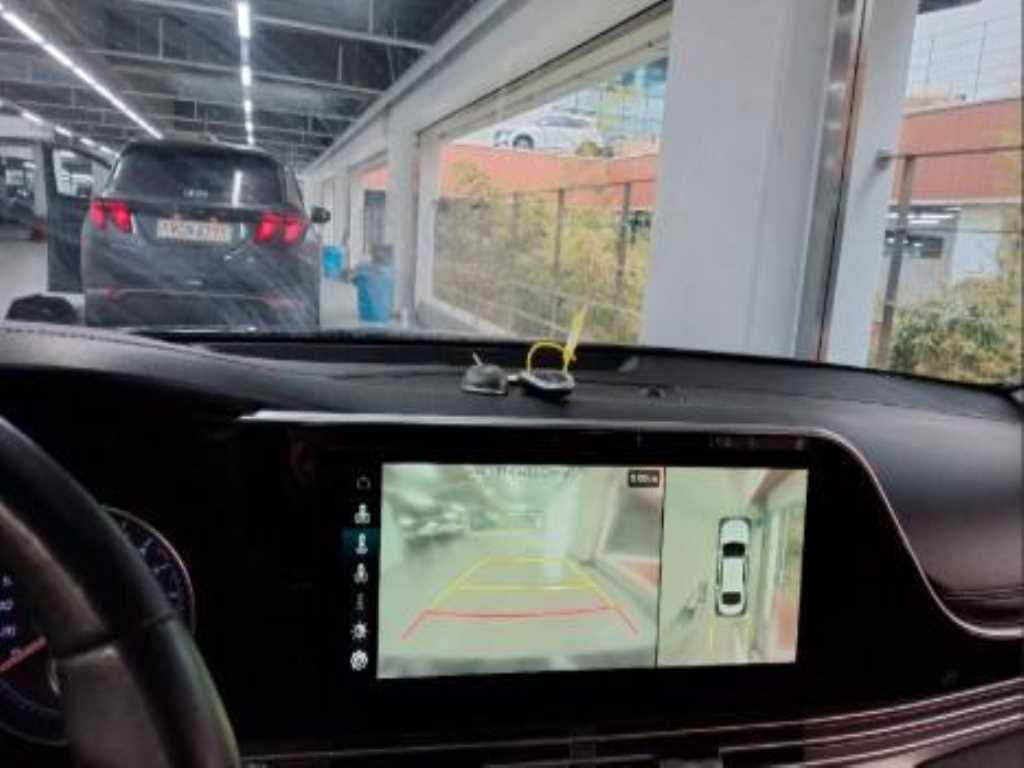 HYUNDAI Grandeur - Vista 6