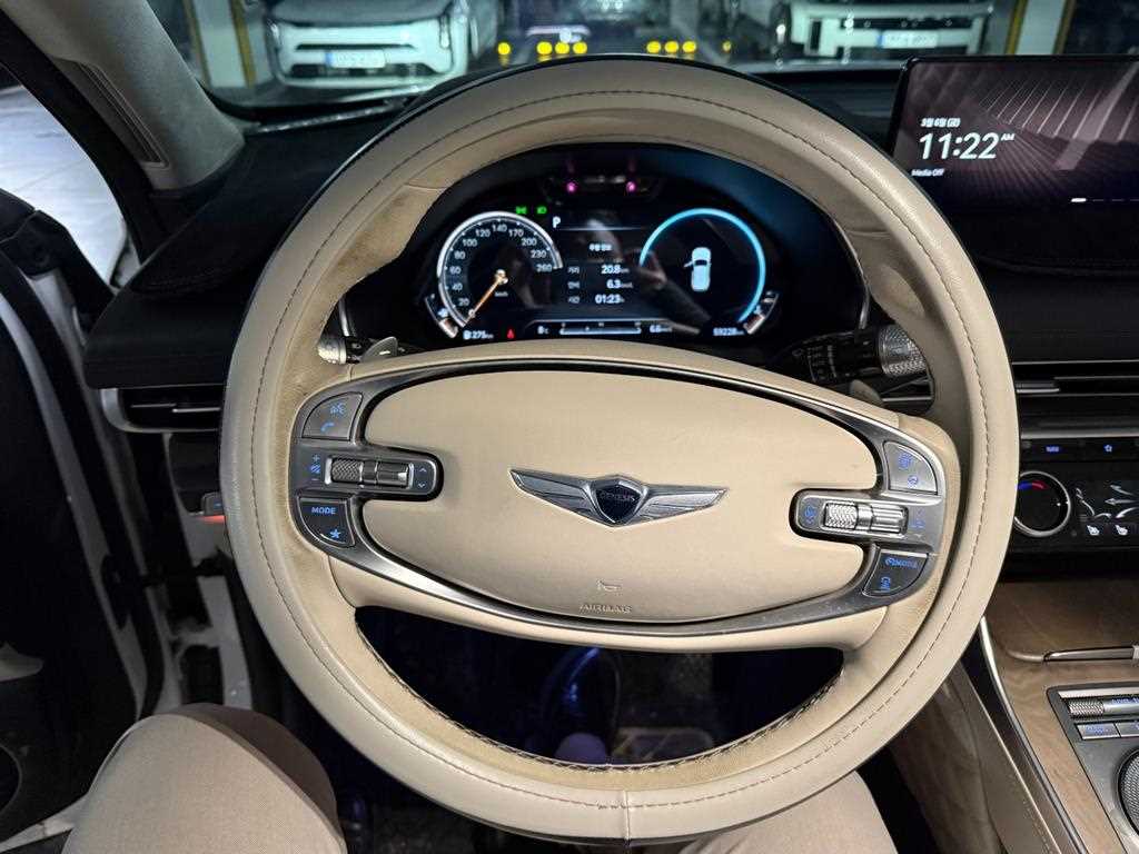 Genesis GV80 - Vista 7