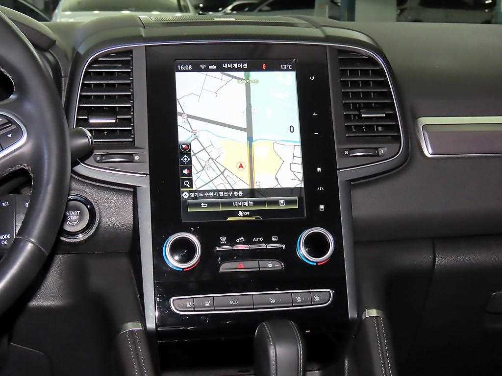 SAMSUNG QM6 - Vista 11