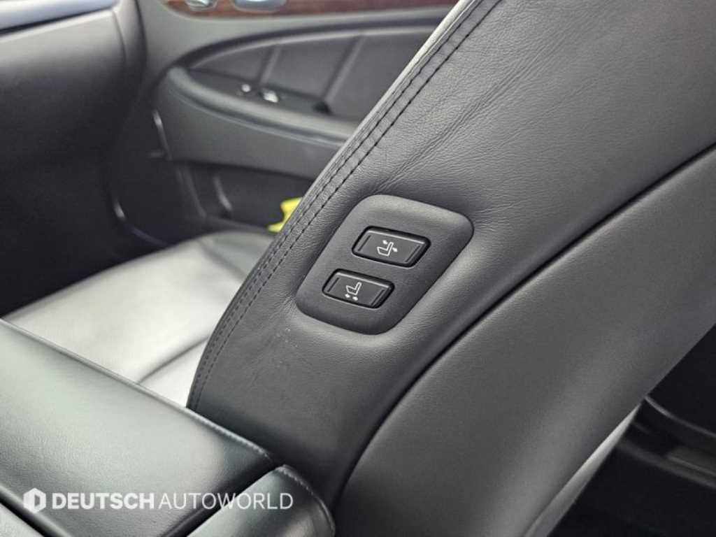 HYUNDAI Equus 2013 Negro - Importación desde Corea - HF Imports Iquique - Foto 18