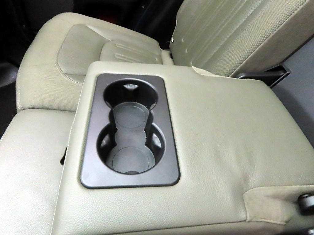 Land Rover Defender 2020 skyblue - Importación desde Corea - HF Imports Iquique - Foto 17