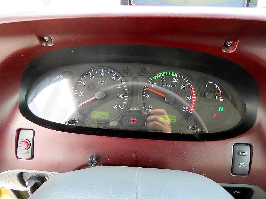 medium and large bus Hyundai bus - Vista 11