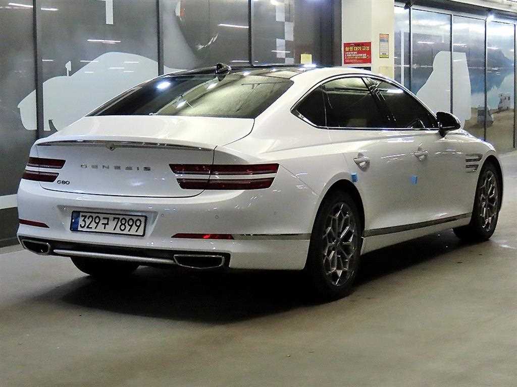 Genesis G80 - Vista 4