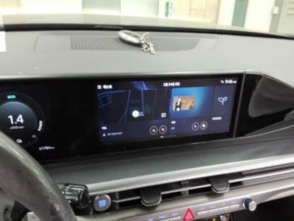 HYUNDAI Grandeur - Vista 5