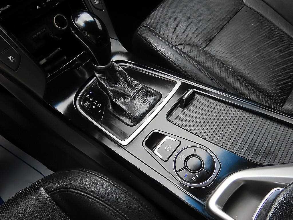 HYUNDAI i40 - Vista 10