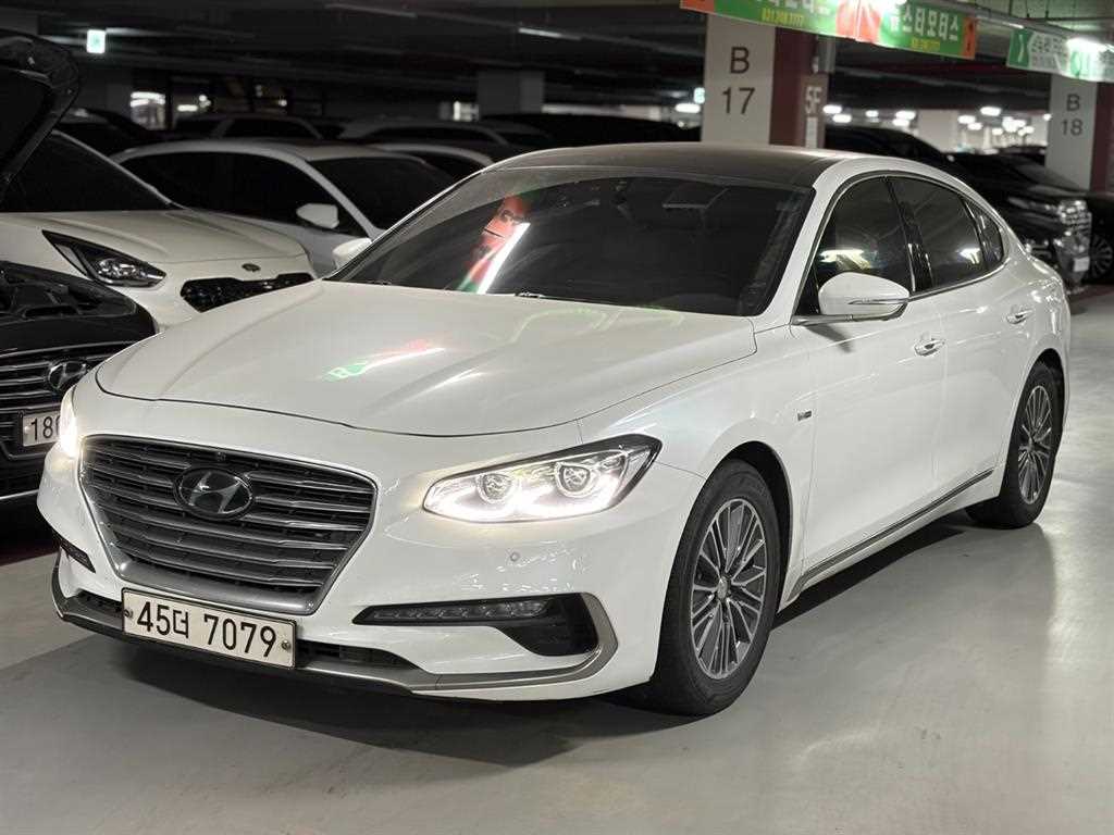 HYUNDAI Grandeur - Vista 3