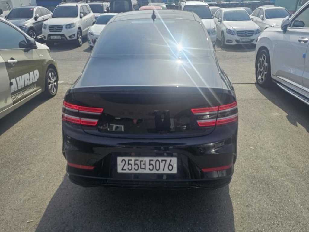 Genesis G80 - Vista 3