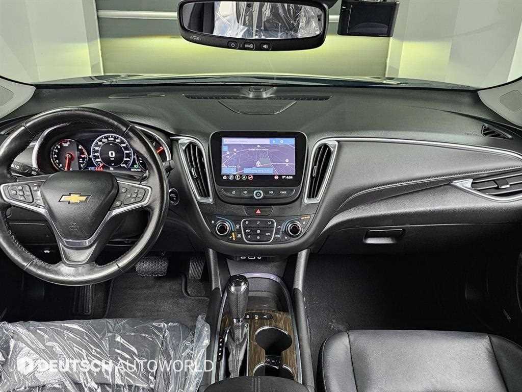 Chevrolet Malibu - Vista 6