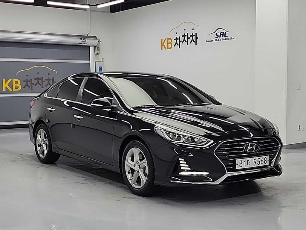 HYUNDAI Sonata - Vista 4