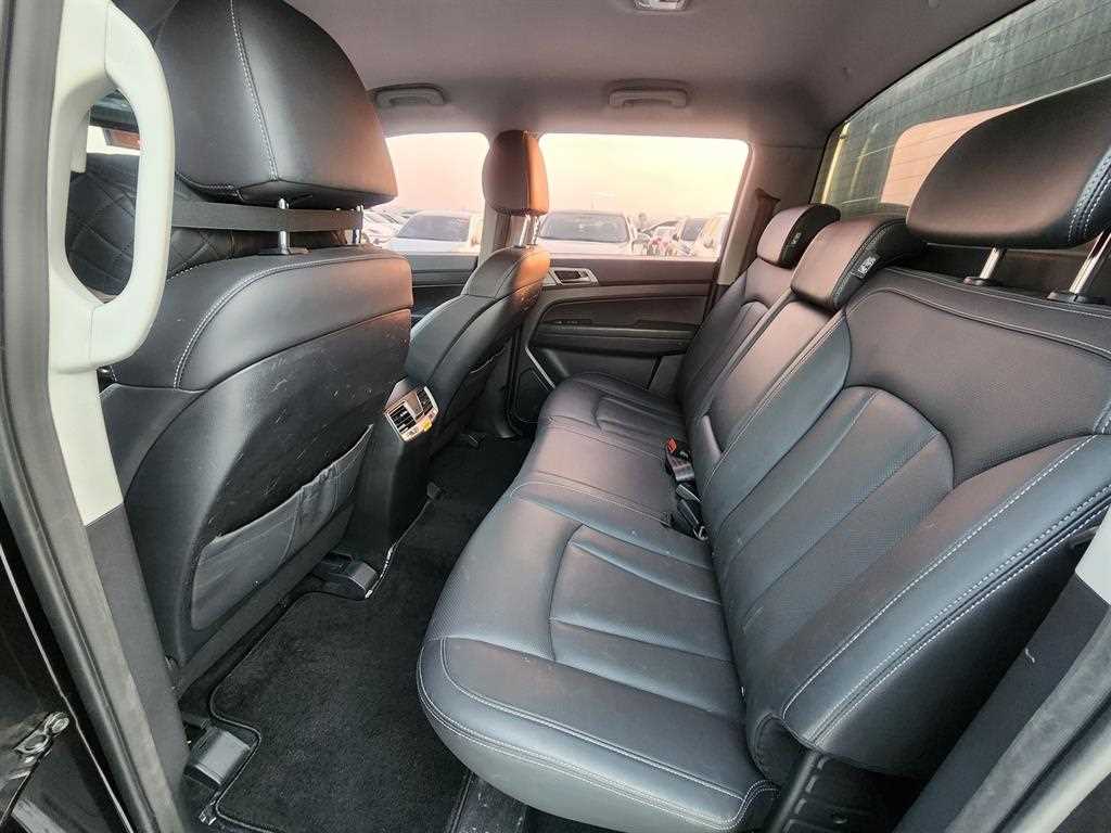 Ssangyong Rexton 2019 Negro - Importación desde Corea - HF Imports Iquique - Foto 16