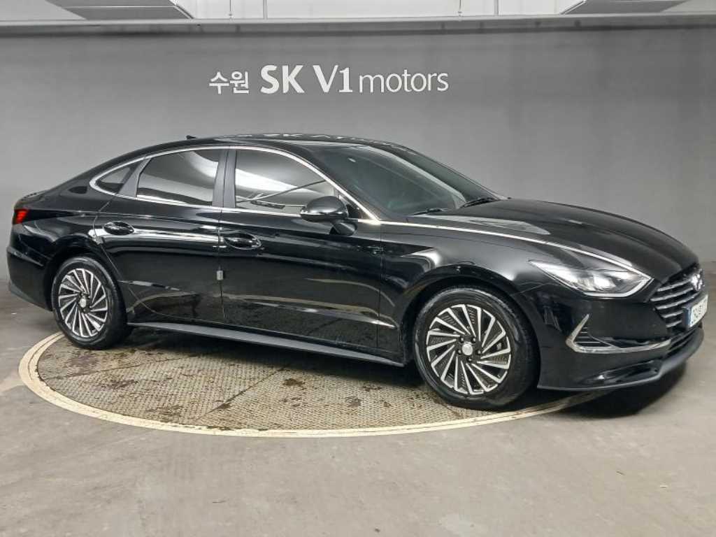 HYUNDAI Sonata - Vista 3