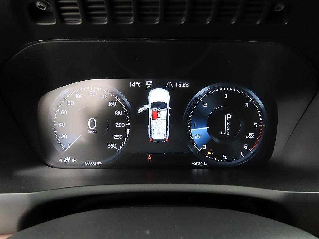 Volvo XC90 - Vista 9