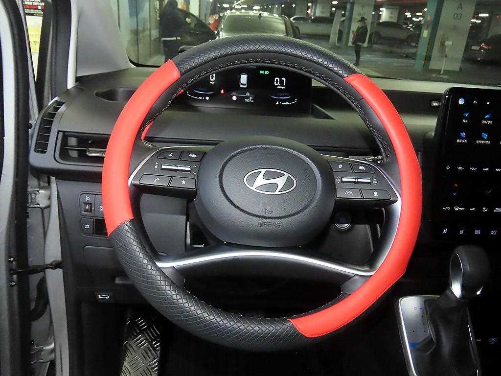 HYUNDAI Staria - Vista 8