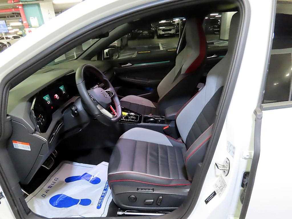 Volkswagen Golf - Vista 6