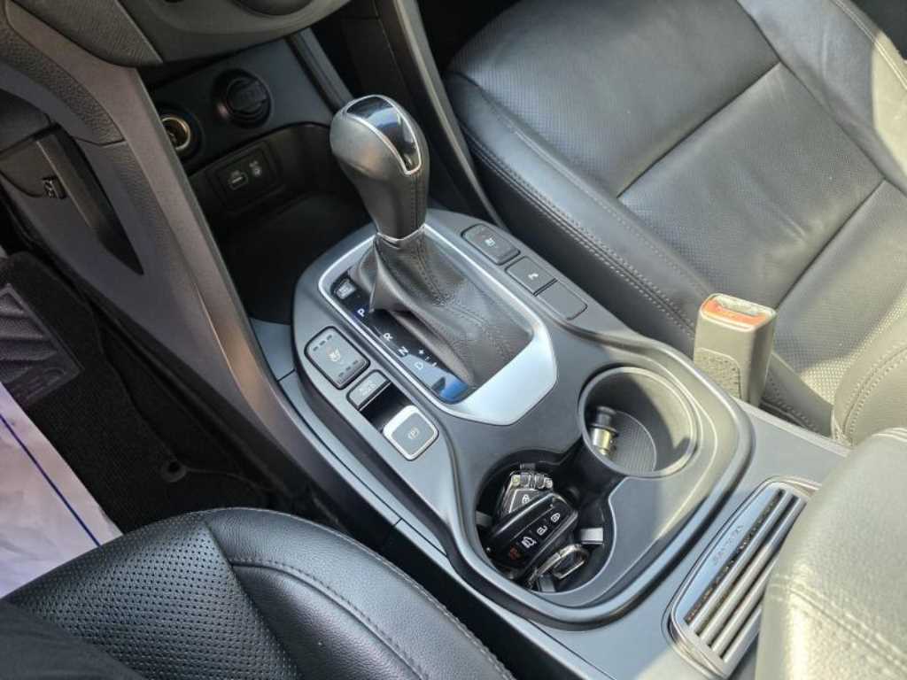 HYUNDAI Santa Fe 2017 Blanco - Importación desde Corea - HF Imports Iquique - Foto 17