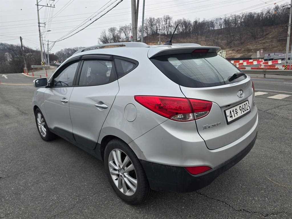 HYUNDAI Tucson - Vista 6
