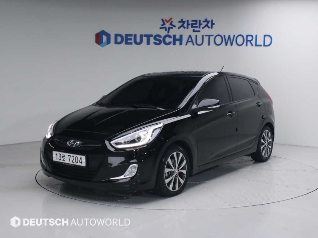 HYUNDAI Accent 2014 Negro - Importación desde Corea - HF Imports Iquique - Foto 1