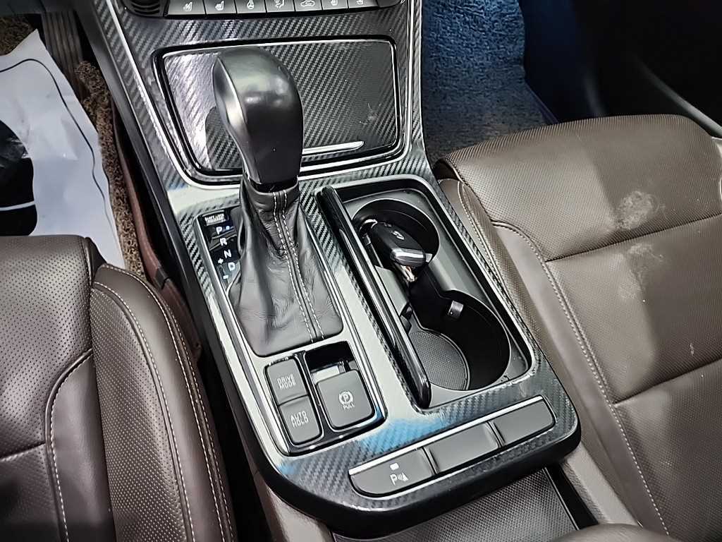 HYUNDAI Grandeur - Vista 8