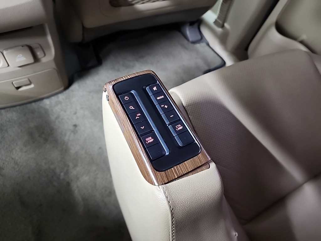 KIA Carnival 2016 Negro - Importación desde Corea - HF Imports Iquique - Foto 14