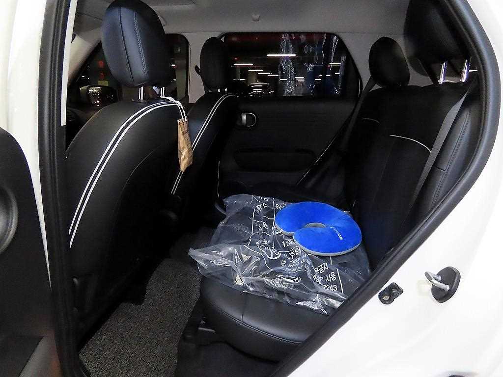 HYUNDAI Casper - Vista 7