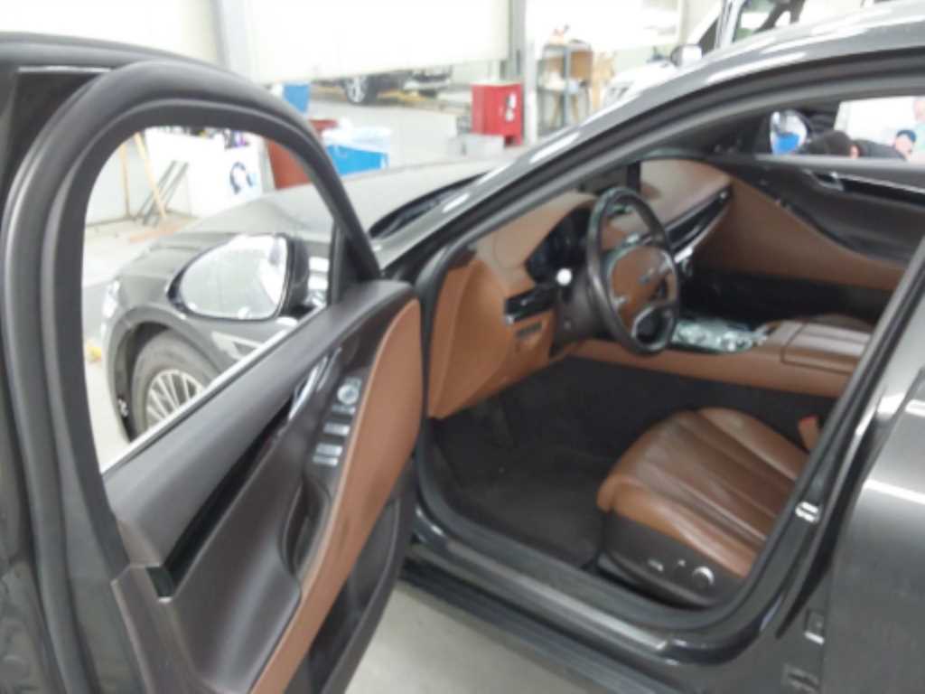 Genesis G80 - Vista 3