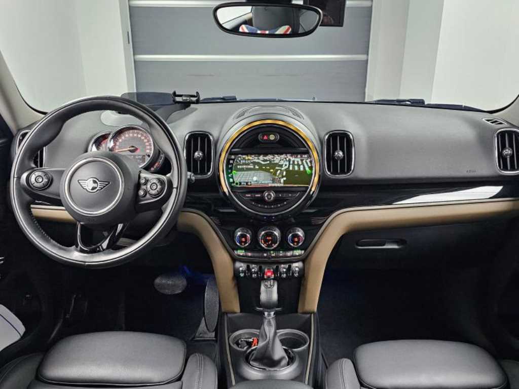 Mini Countryman - Vista 7